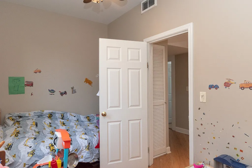 3144 N Oakley Ave, , 60618, USA 60618-unit#3F-Chicago-IL