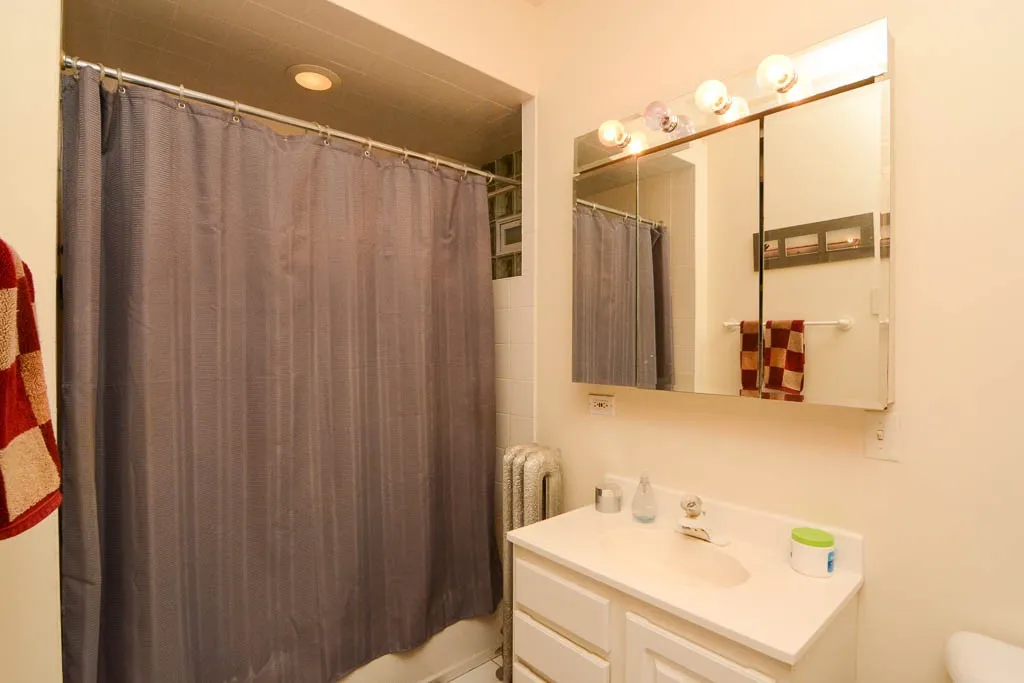 1244 W Rosedale Ave, , 60660, USA 60660-unit#2-Chicago-IL