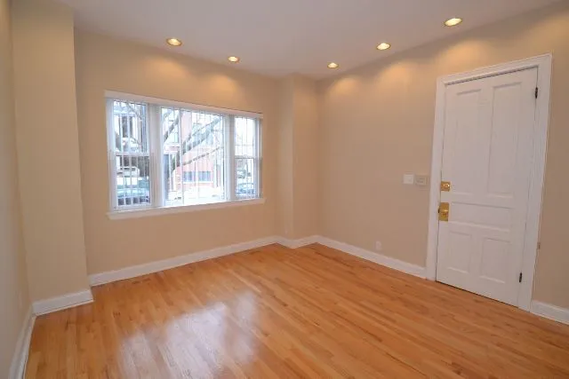 1454 W School St, , 60657, USA 60657-unit#1F-Chicago-IL