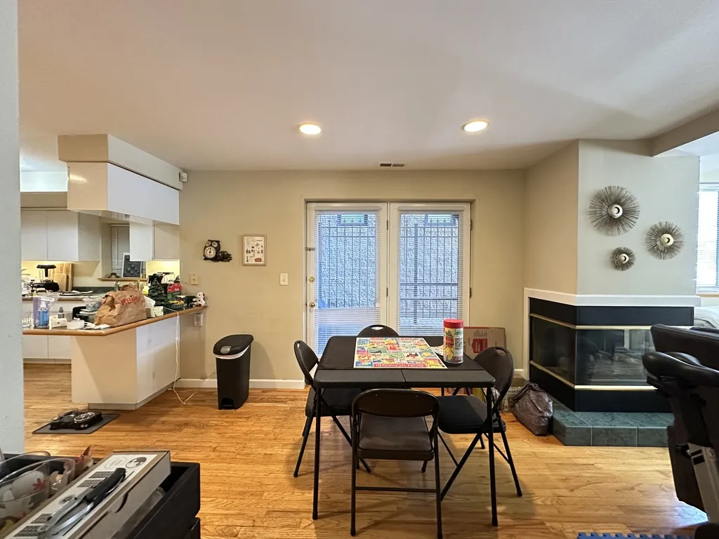 3345 N Southport Ave, ,  60657, USA 60657-unit#1-Chicago-IL