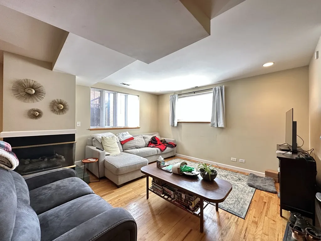 3345 N Southport Ave, ,  60657, USA 60657-unit#1-Chicago-IL