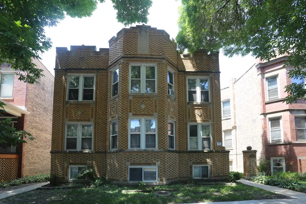 3844 N Bernard St, , 60618, USA 60618-unit#2B-Chicago-IL