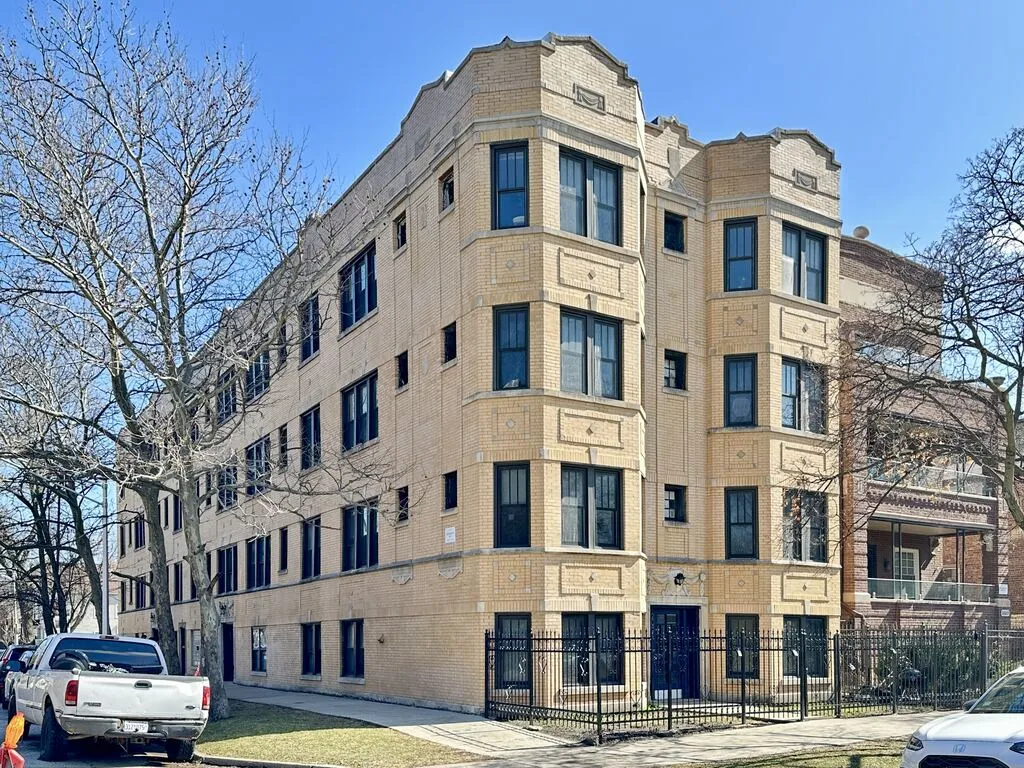 2929 W McLean Ave, , 60647, USA 60647-unit#3-Chicago-IL