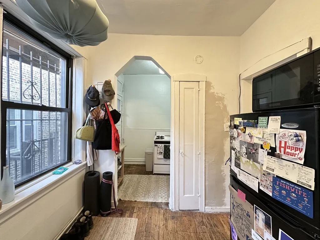 2929 W McLean Ave, , 60647, USA 60647-unit#3-Chicago-IL