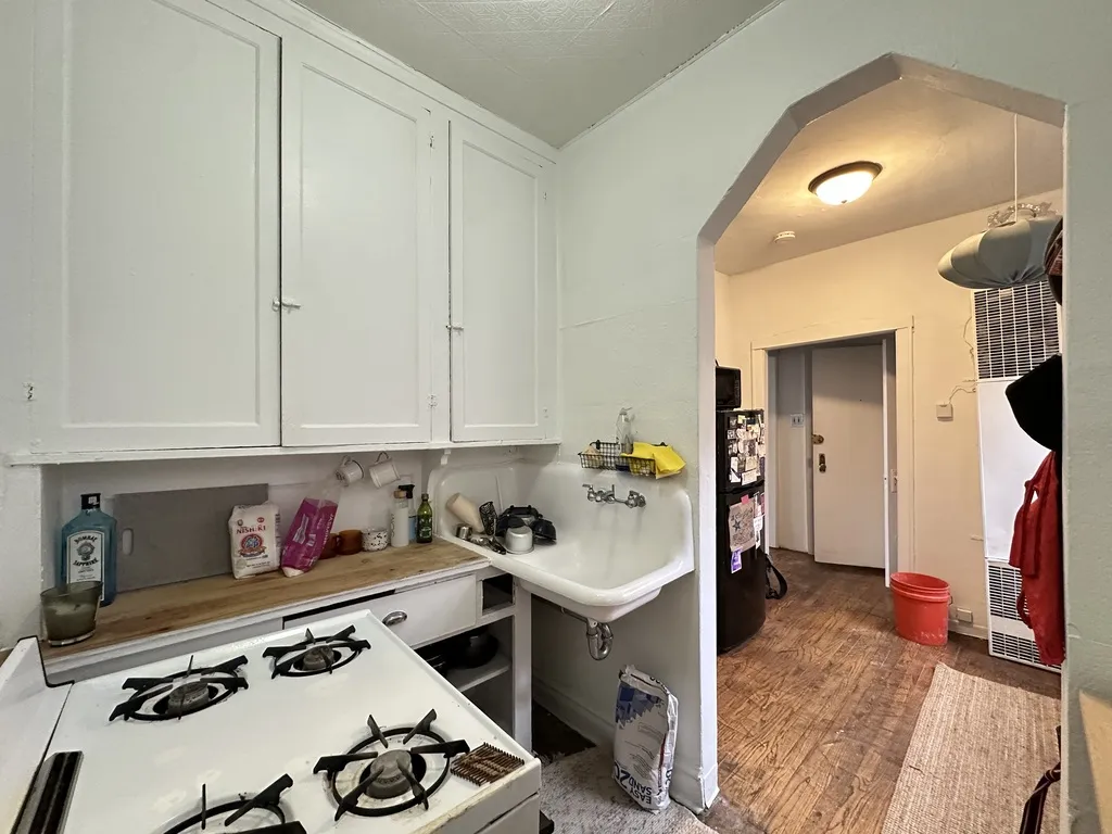 2929 W McLean Ave, ,  60647, USA 60647-unit#3-Chicago-IL