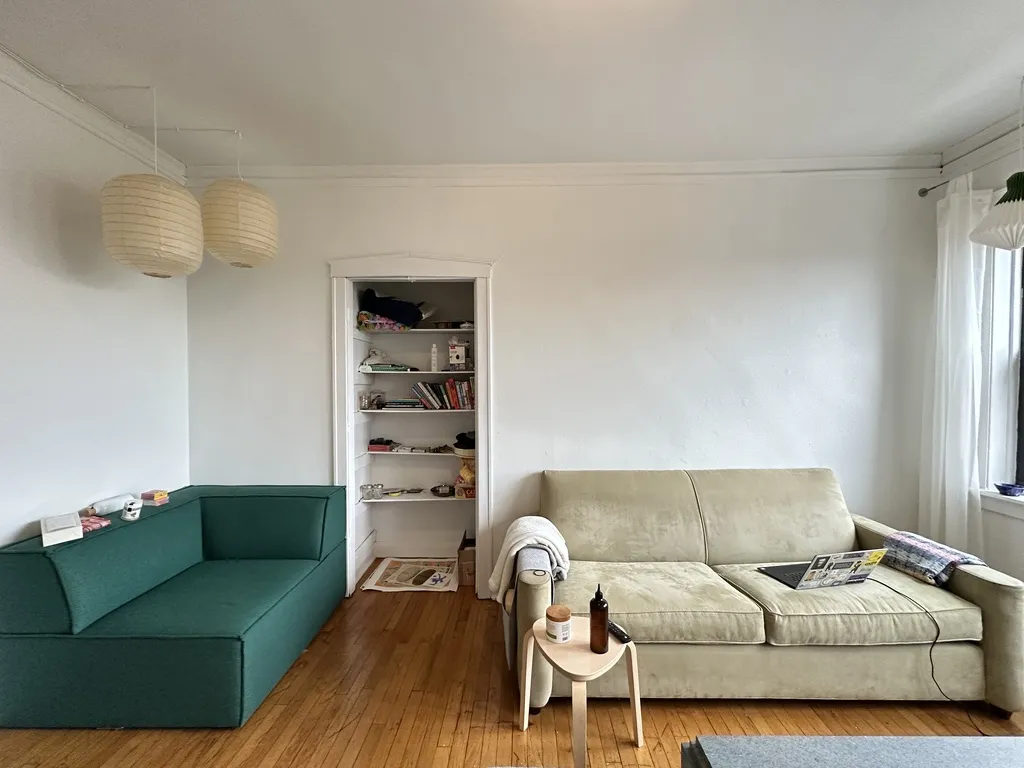 2929 W McLean Ave, ,  60647, USA 60647-unit#3-Chicago-IL