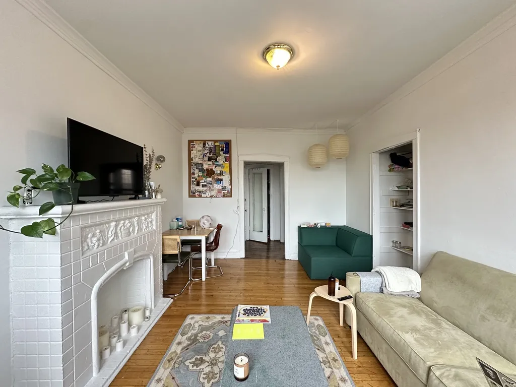 2929 W McLean Ave, ,  60647, USA 60647-unit#3-Chicago-IL