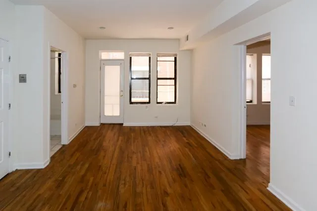 917 W Dakin St, ,  60613, USA 60613-unit#204-Chicago-IL