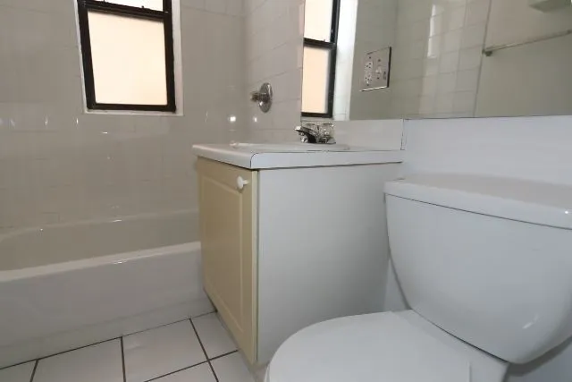 917 W Dakin St, ,  60613, USA 60613-unit#204-Chicago-IL