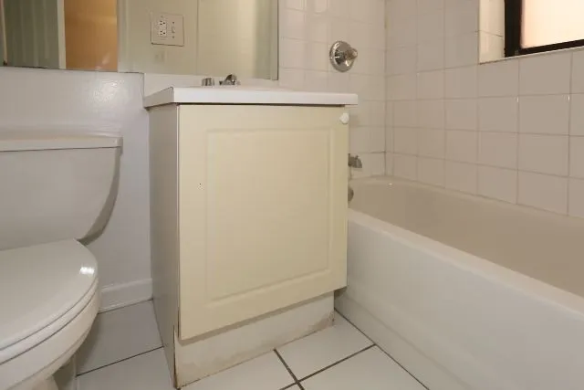 917 W Dakin St, ,  60613, USA 60613-unit#204-Chicago-IL