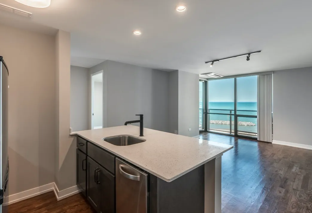 5910 N Sheridan Rd, ,  60660, USA 60660-unit#602-Chicago-IL