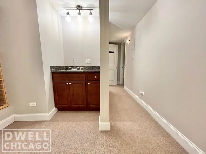 2801 N Seminary Ave, ,  60657, USA 60657-unit#1S-Chicago-IL