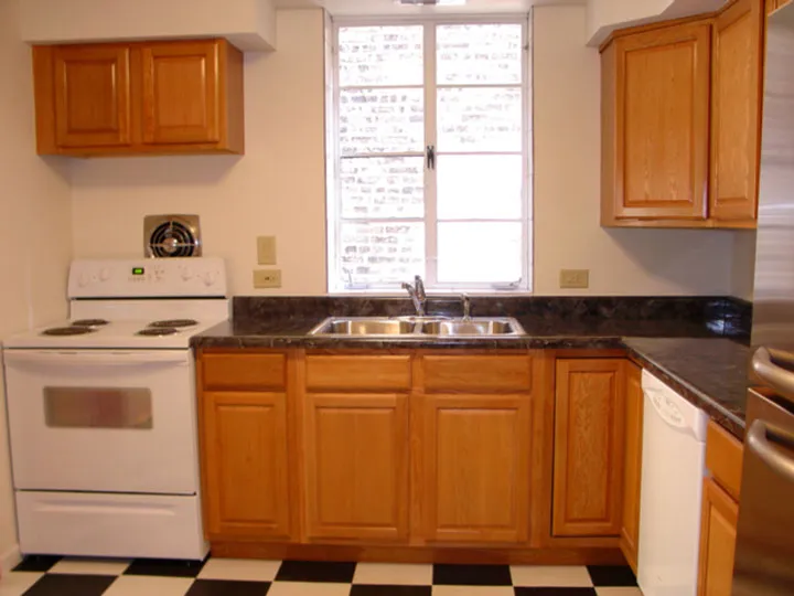 715 W Buena Ave, , 60613, USA 60613-unit#2E-Chicago-IL