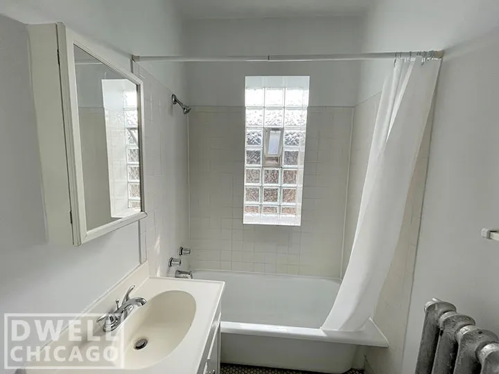 6916 N Lakewood Ave, , 60626, USA 60626-unit#407-Chicago-IL