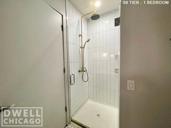 N LaSalle St, , 60654, USA 60654-unit#203-Chicago-IL