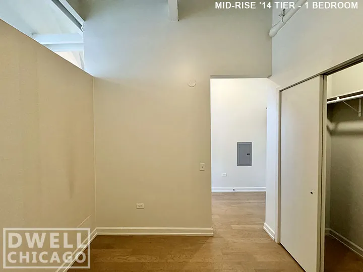 108 W Ave, , 60654, USA 60654-unit#304-Chicago-IL