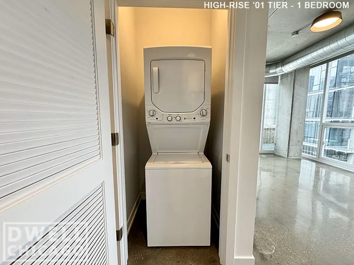 108 W Ave, , 60654, USA 60654-unit#304-Chicago-IL