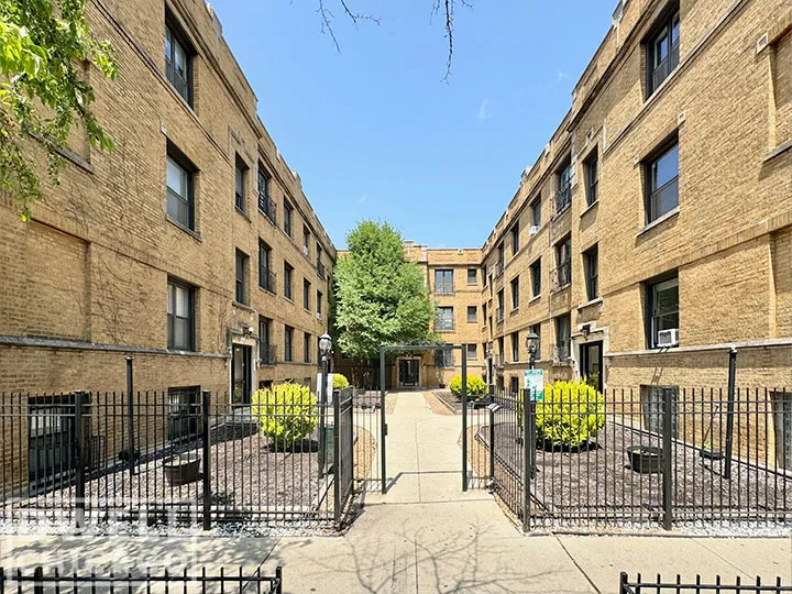 724 W Roscoe St, , 60657, USA 60657-unit#724-2S-Chicago-IL