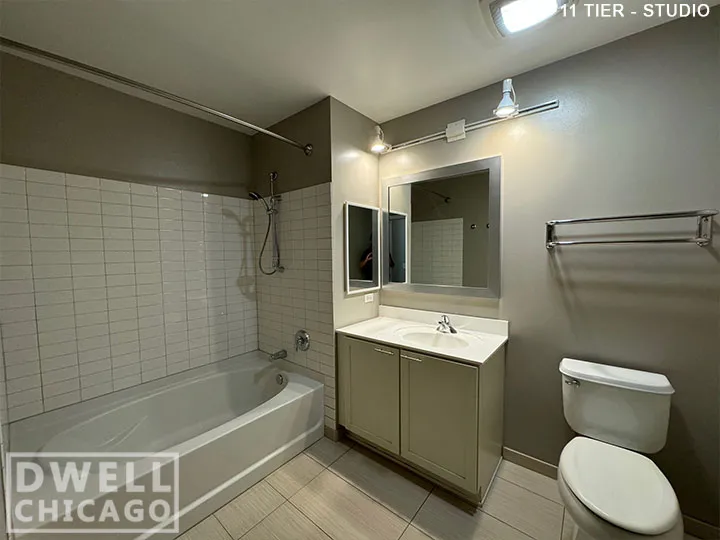 188 W Randolph St, ,  60601, USA 60601-unit#1303-Chicago-IL