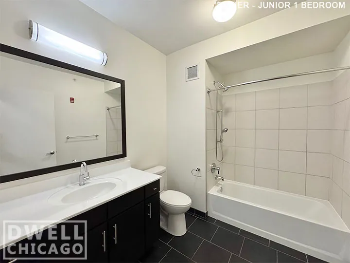 3740 N Halsted St, , 60613, USA 60613-unit#419-Chicago-IL