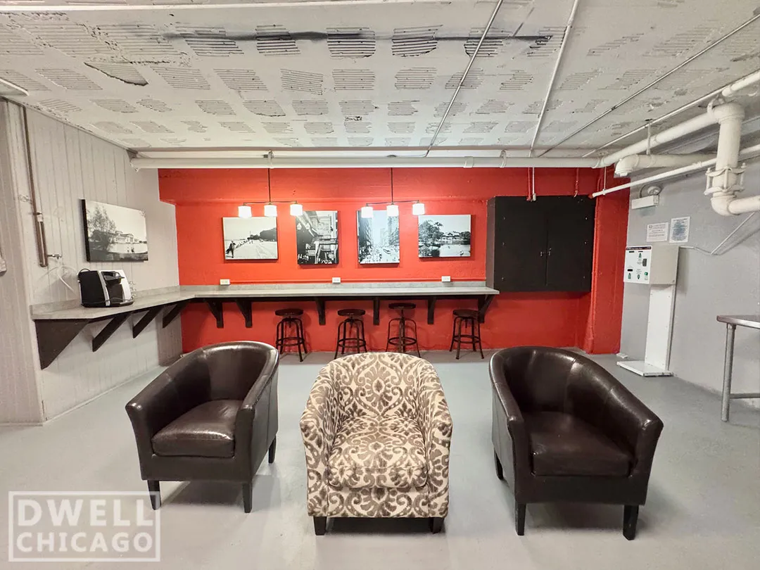 2322 N Commonwealth Ave, ,  60614, USA 60614-unit#412-Chicago-IL