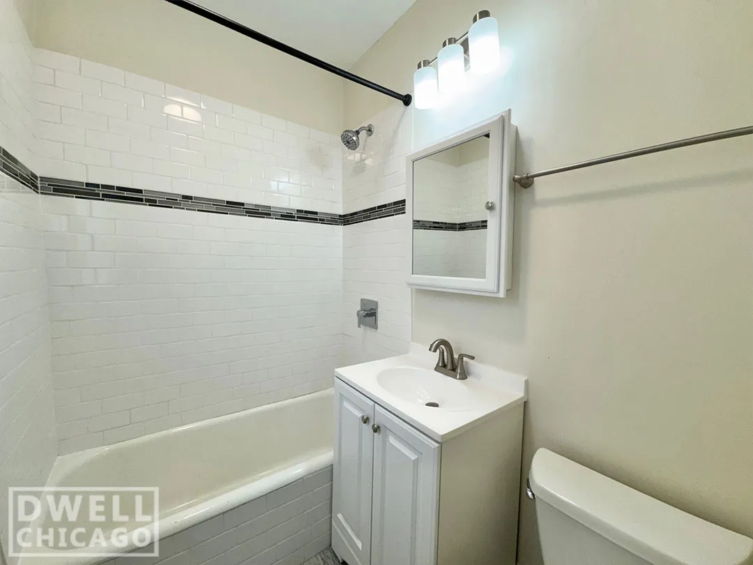 646 W Roscoe St, , 60657, USA 60657-unit#5-1N-Chicago-IL