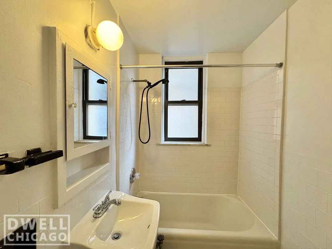 2779 N Milwaukee Ave, ,  60647, USA 60647-unit#208-Chicago-IL