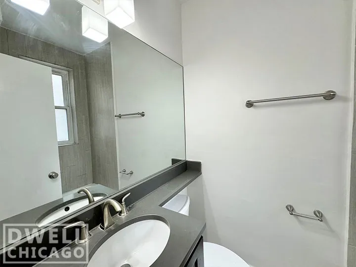 511 W Belmont Ave, ,  60657, USA 60657-unit#32-Chicago-IL