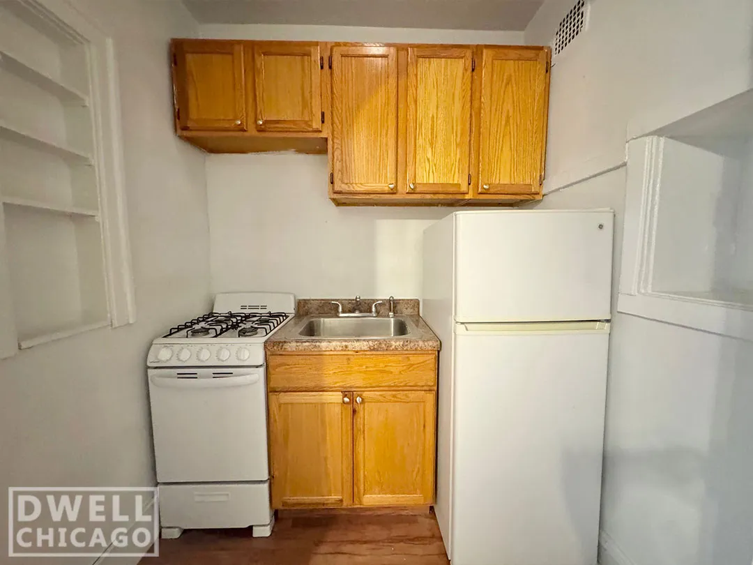 2536 N Sawyer Ave, ,  60647, USA 60647-unit#208-Chicago-IL