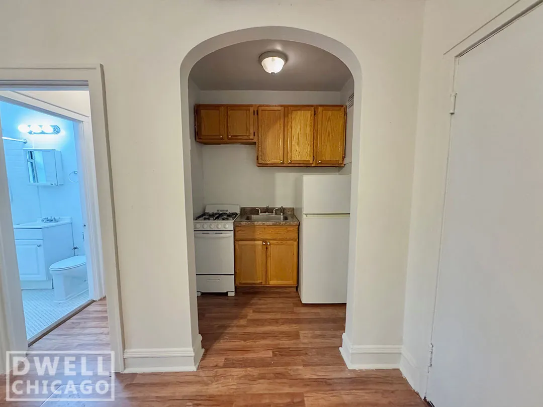 2536 N Sawyer Ave, ,  60647, USA 60647-unit#208-Chicago-IL