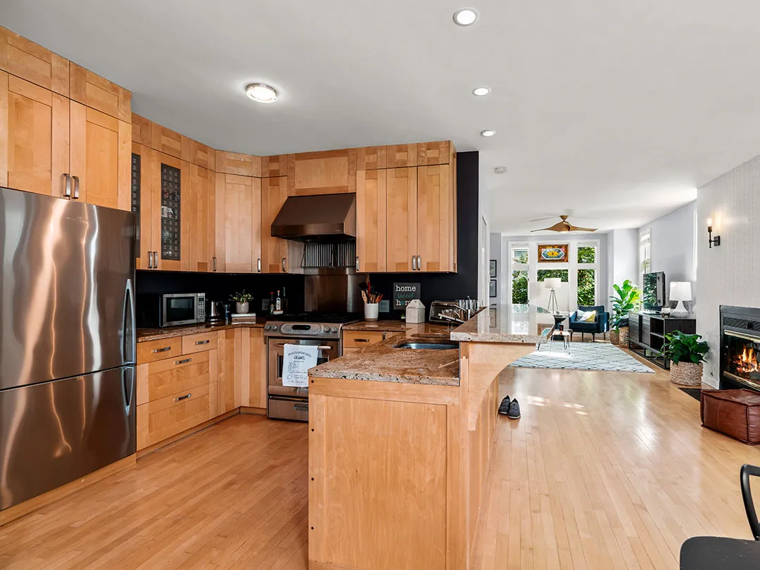 1929 W Henderson St, , 60657, USA 60657-unit#CH-Chicago-IL