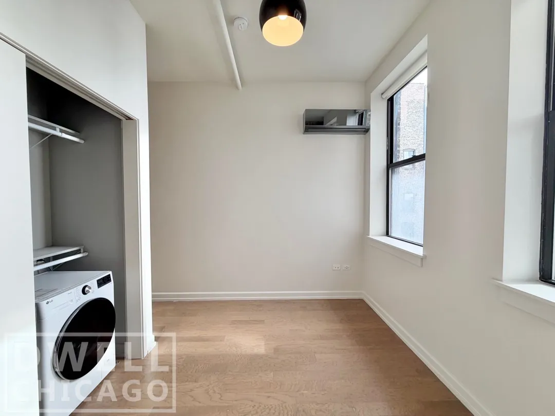 108 W Ave, , 60654, USA 60654-unit#502-Chicago-IL