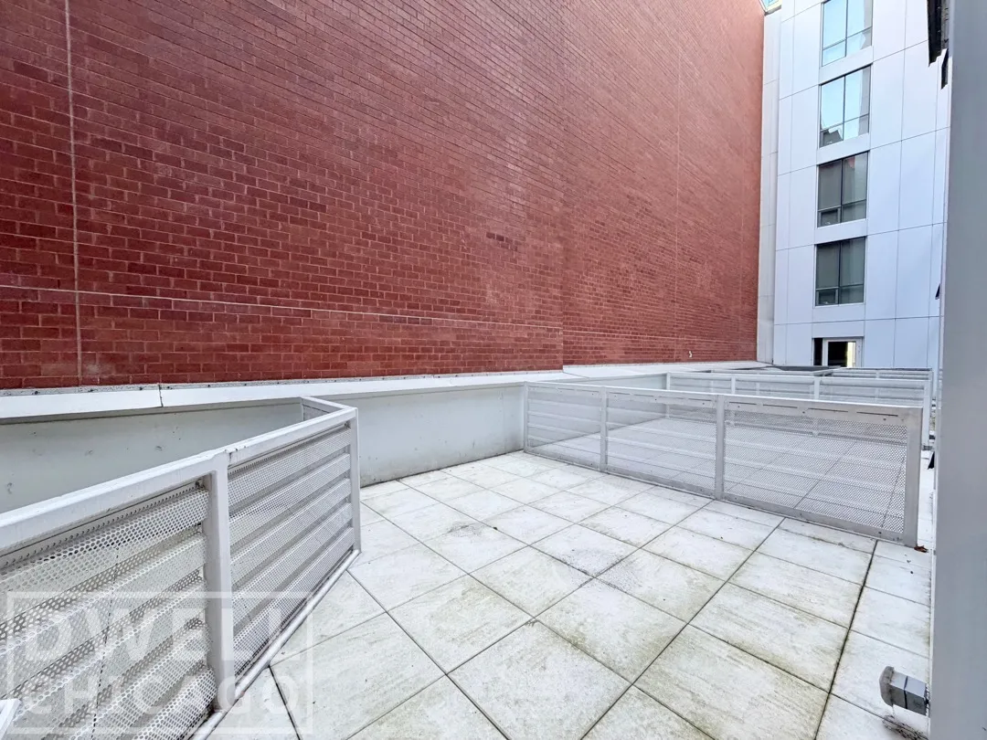 108 W Ave, , 60654, USA 60654-unit#304-Chicago-IL