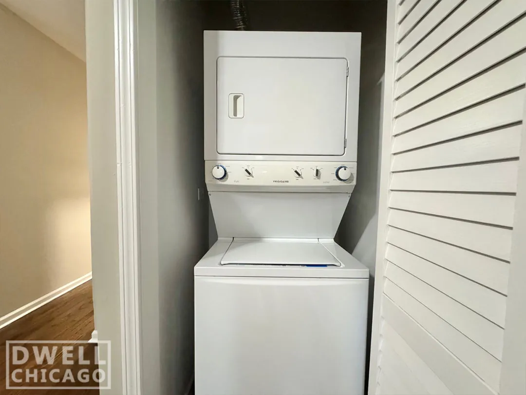 3433 N Elaine Pl, ,  60657, USA 60657-unit#3433-2R-Chicago-IL