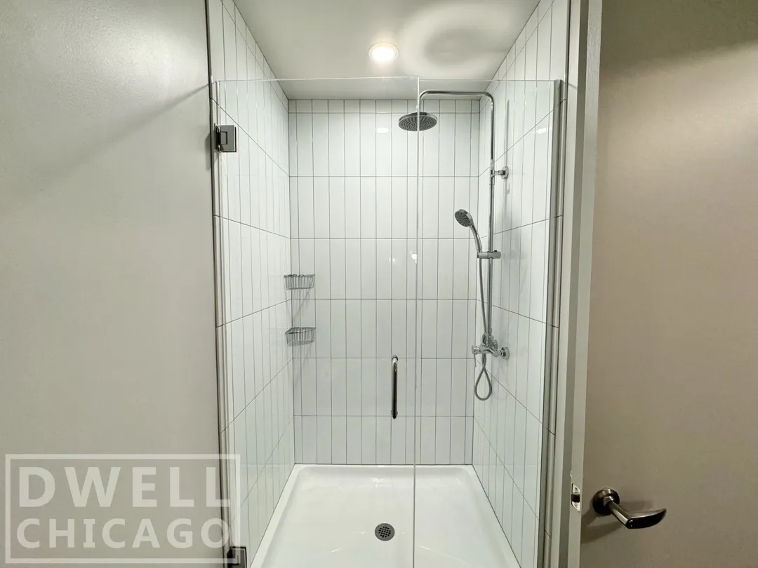 N LaSalle St, ,  60654, USA 60654-unit#205-Chicago-IL