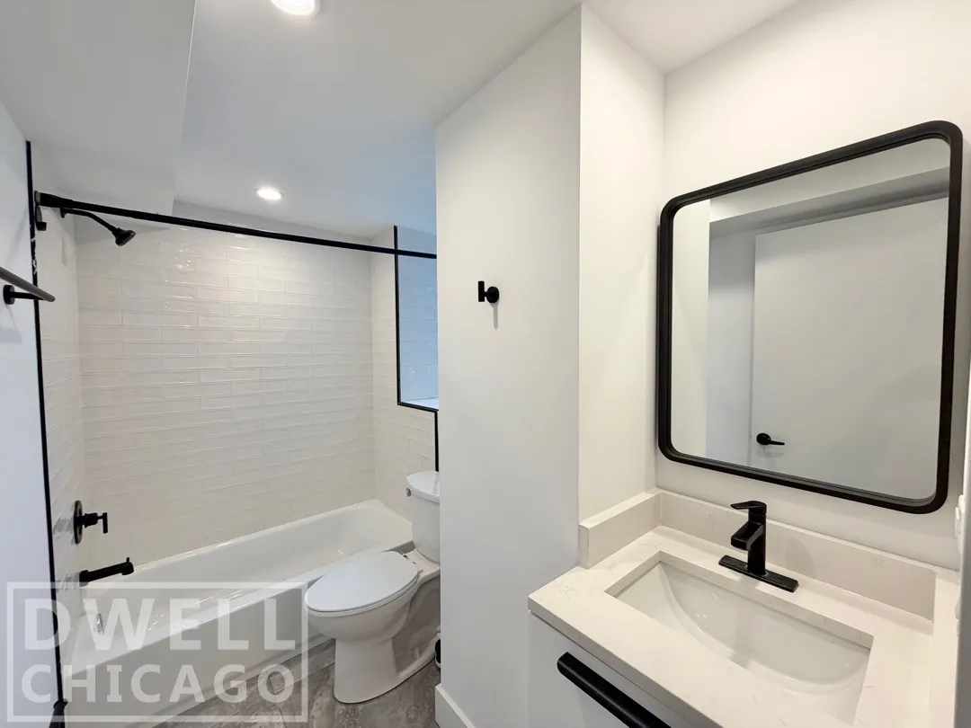 941 W Carmen Ave, ,  60640, USA 60640-unit#002-Chicago-IL