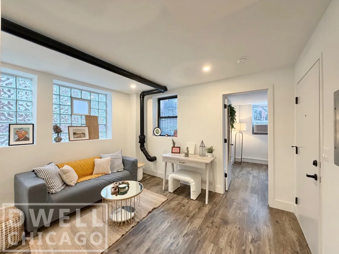 941 W Carmen Ave, ,  60640, USA 60640-unit#002-Chicago-IL
