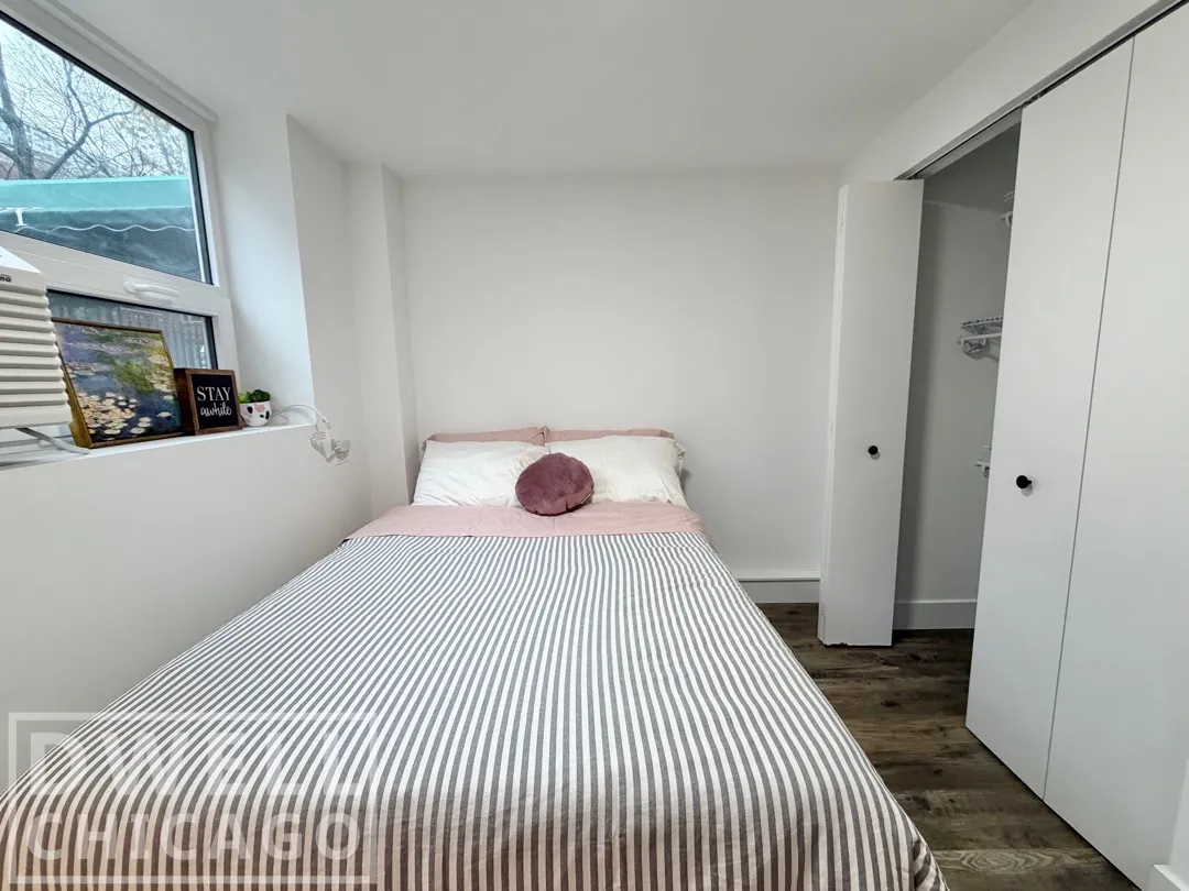 941 W Carmen Ave, ,  60640, USA 60640-unit#002-Chicago-IL