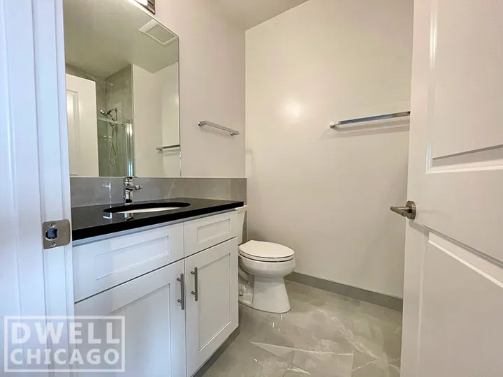 927 W Irving Park Rd, ,  60613, USA 60613-unit#927-206-Chicago-IL