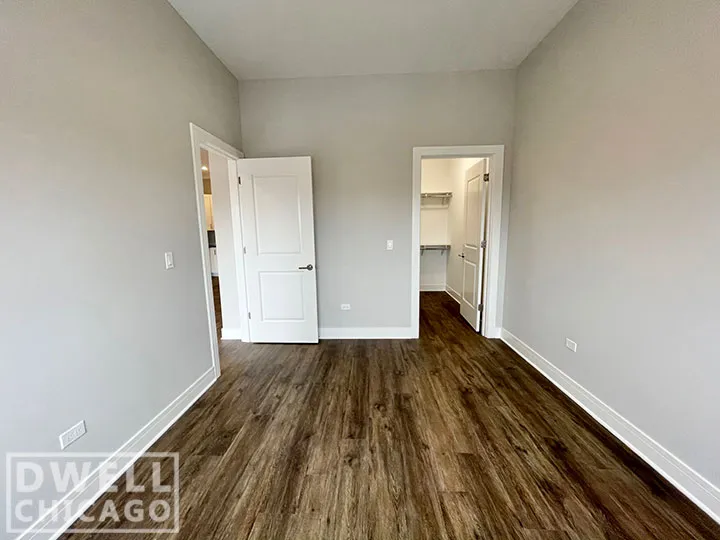 927 W Irving Park Rd, ,  60613, USA 60613-unit#927-206-Chicago-IL