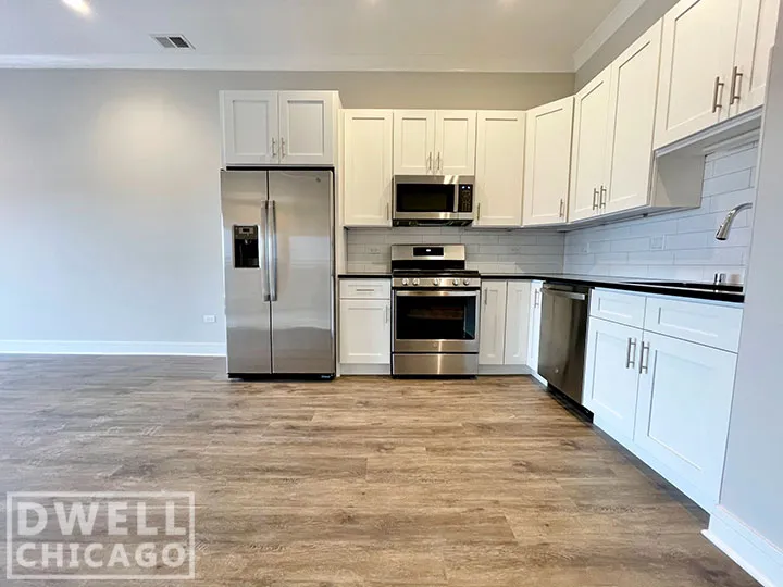 927 W Irving Park Rd, ,  60613, USA 60613-unit#927-206-Chicago-IL