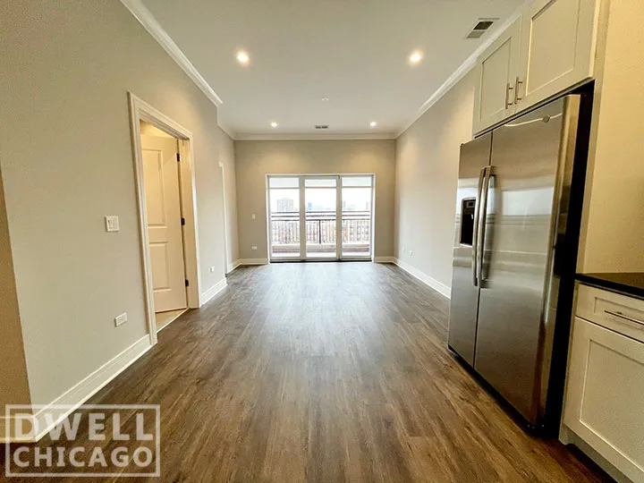 927 W Irving Park Rd, , 60613, USA 60613-unit#927-206-Chicago-IL