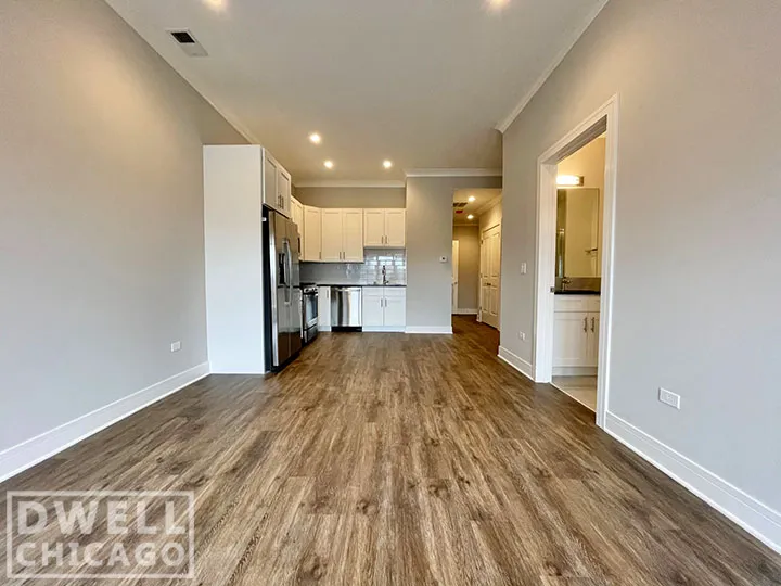 927 W Irving Park Rd, ,  60613, USA 60613-unit#927-206-Chicago-IL