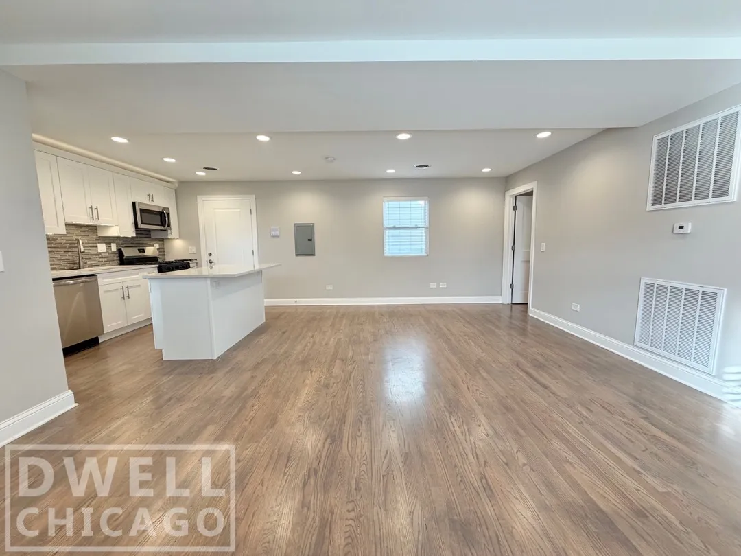 4101 N Lincoln Ave, , 60618, USA 60618-unit#2R-Chicago-IL