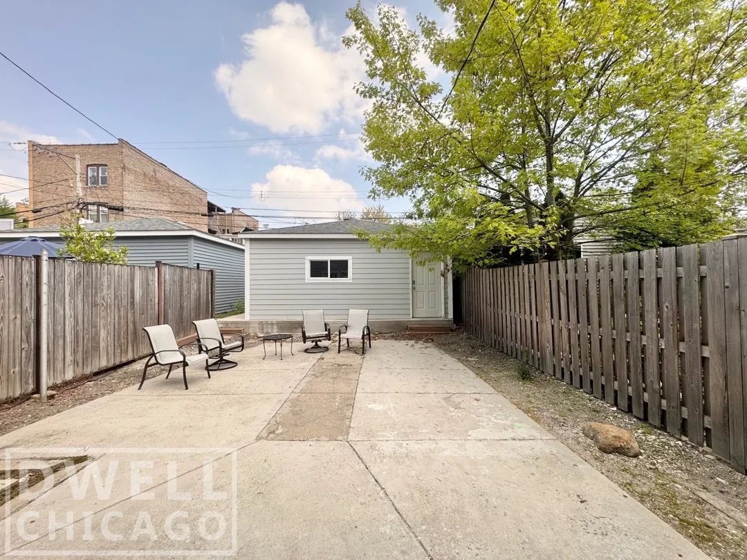 2550 W Thomas St, , 60622, USA 60622-Chicago-IL