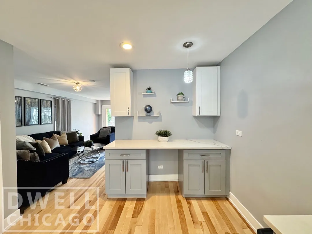 2550 W Thomas St, , 60622, USA 60622-Chicago-IL