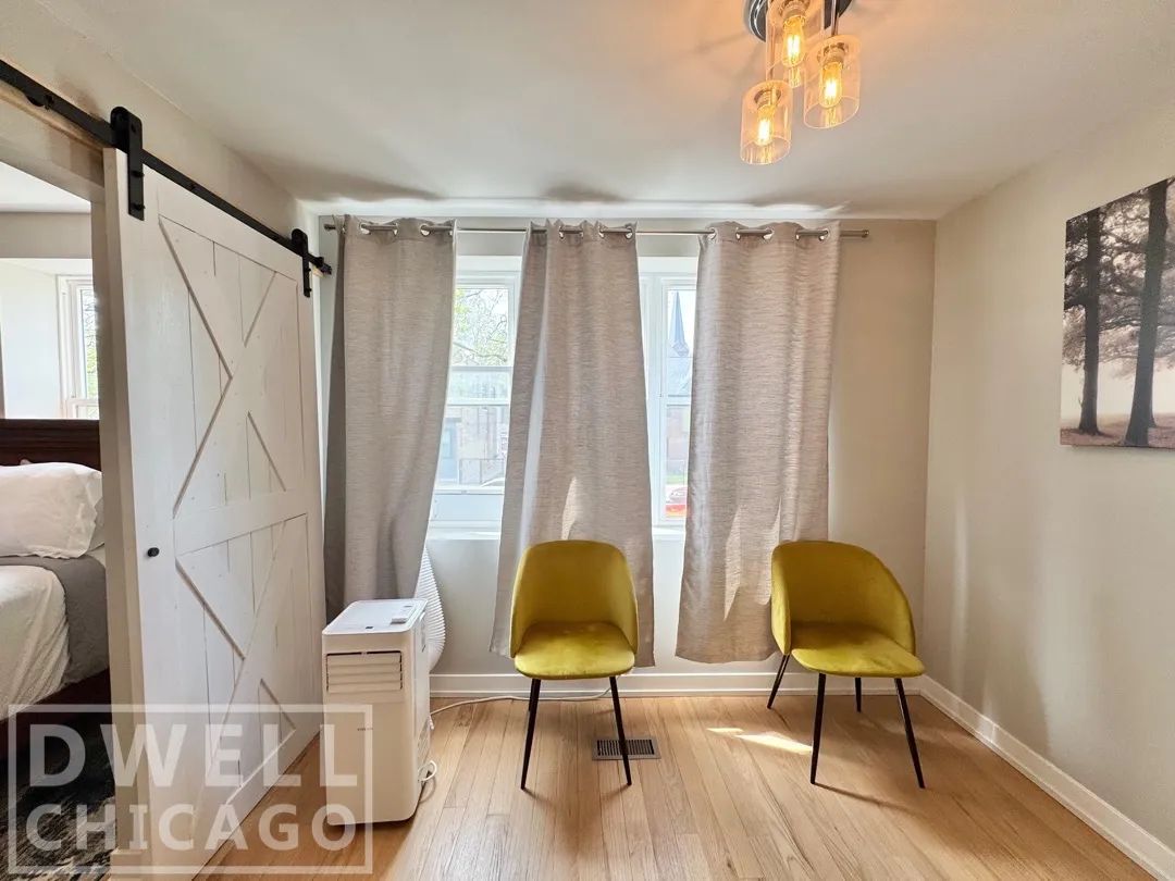 2550 W Thomas St, , 60622, USA 60622-Chicago-IL