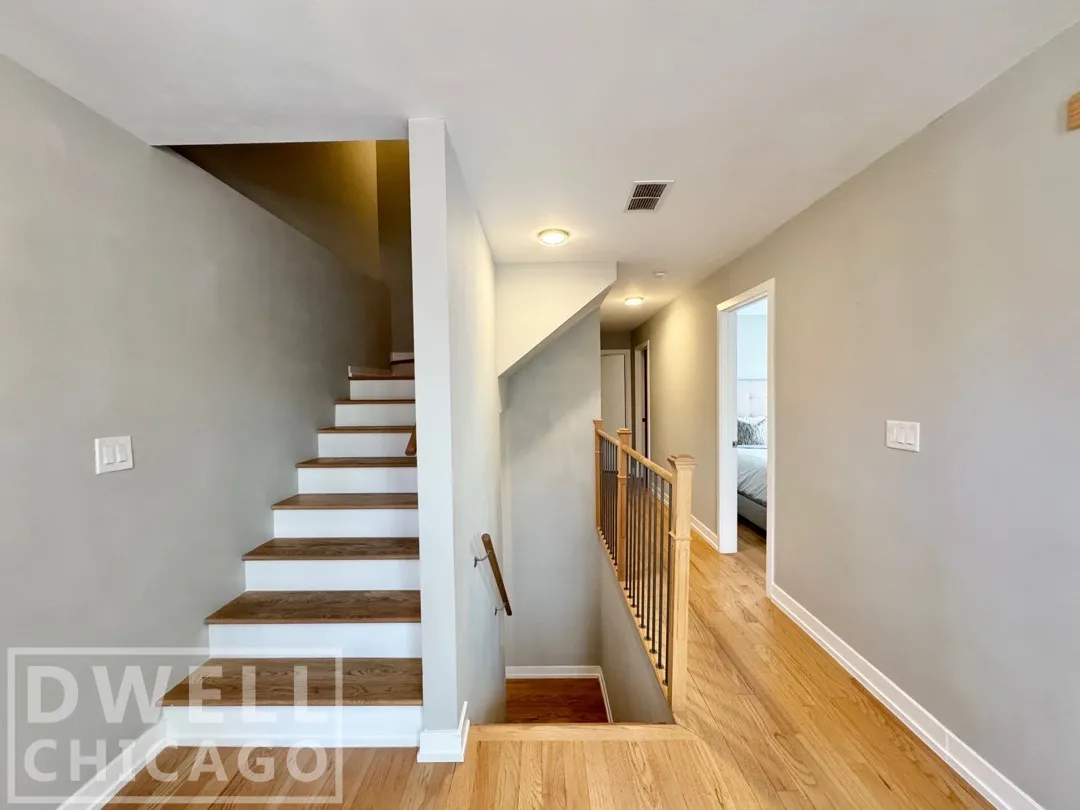 2550 W Thomas St, , 60622, USA 60622-Chicago-IL