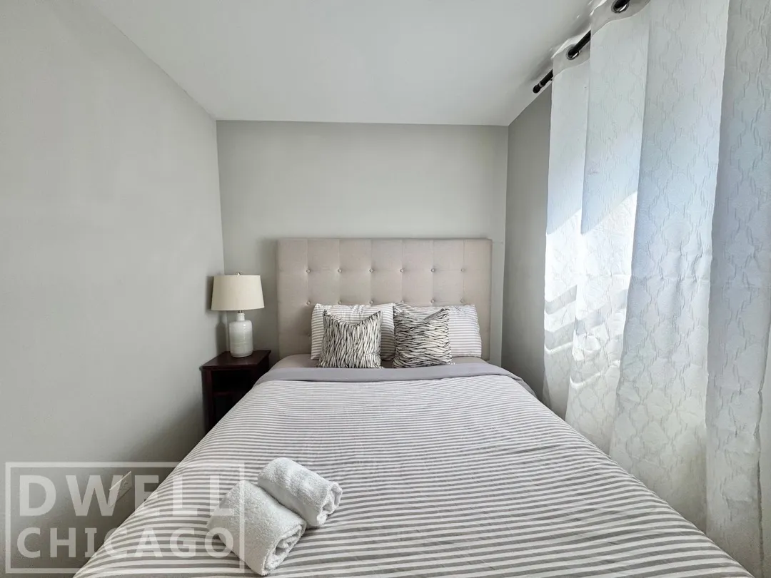 2550 W Thomas St, , 60622, USA 60622-Chicago-IL