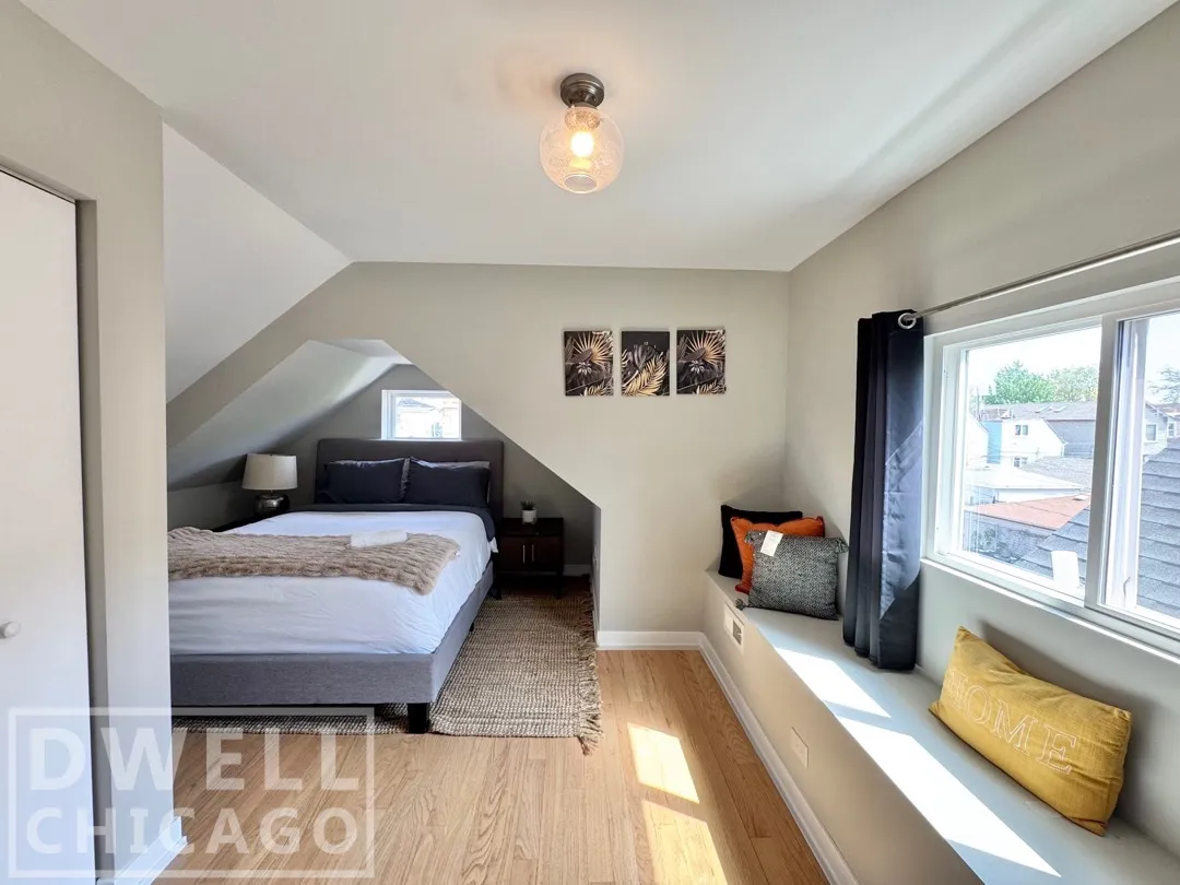 2550 W Thomas St, , 60622, USA 60622-Chicago-IL